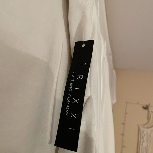 Trixxi White Asymmetrical Strapless Dress - Picture 6 of 7